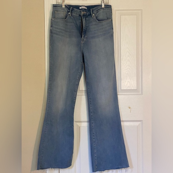 GOOD AMERICAN FLARE JEANS SIZE 16 - Picture 1 of 8